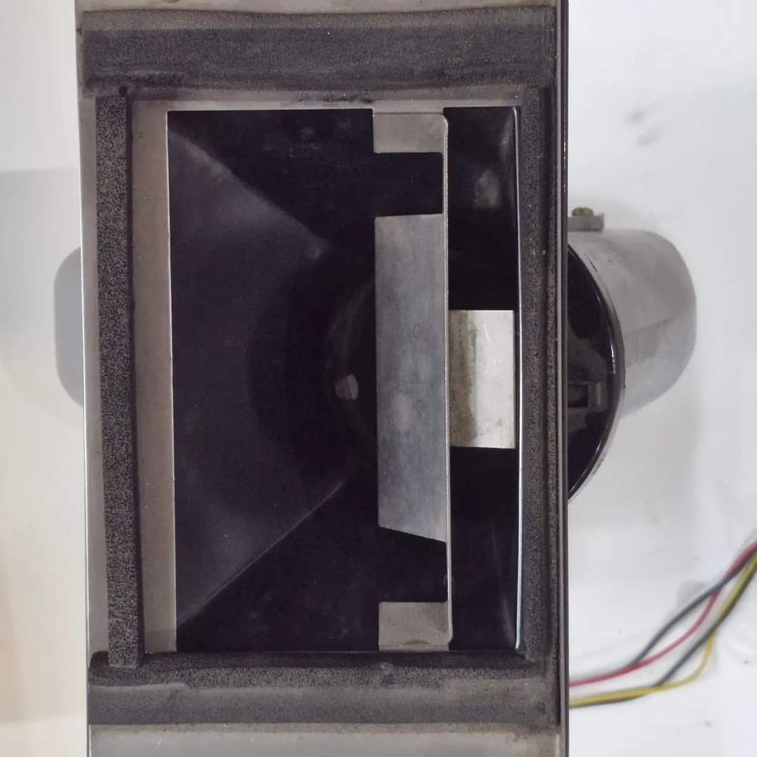 Fan assembly and housing